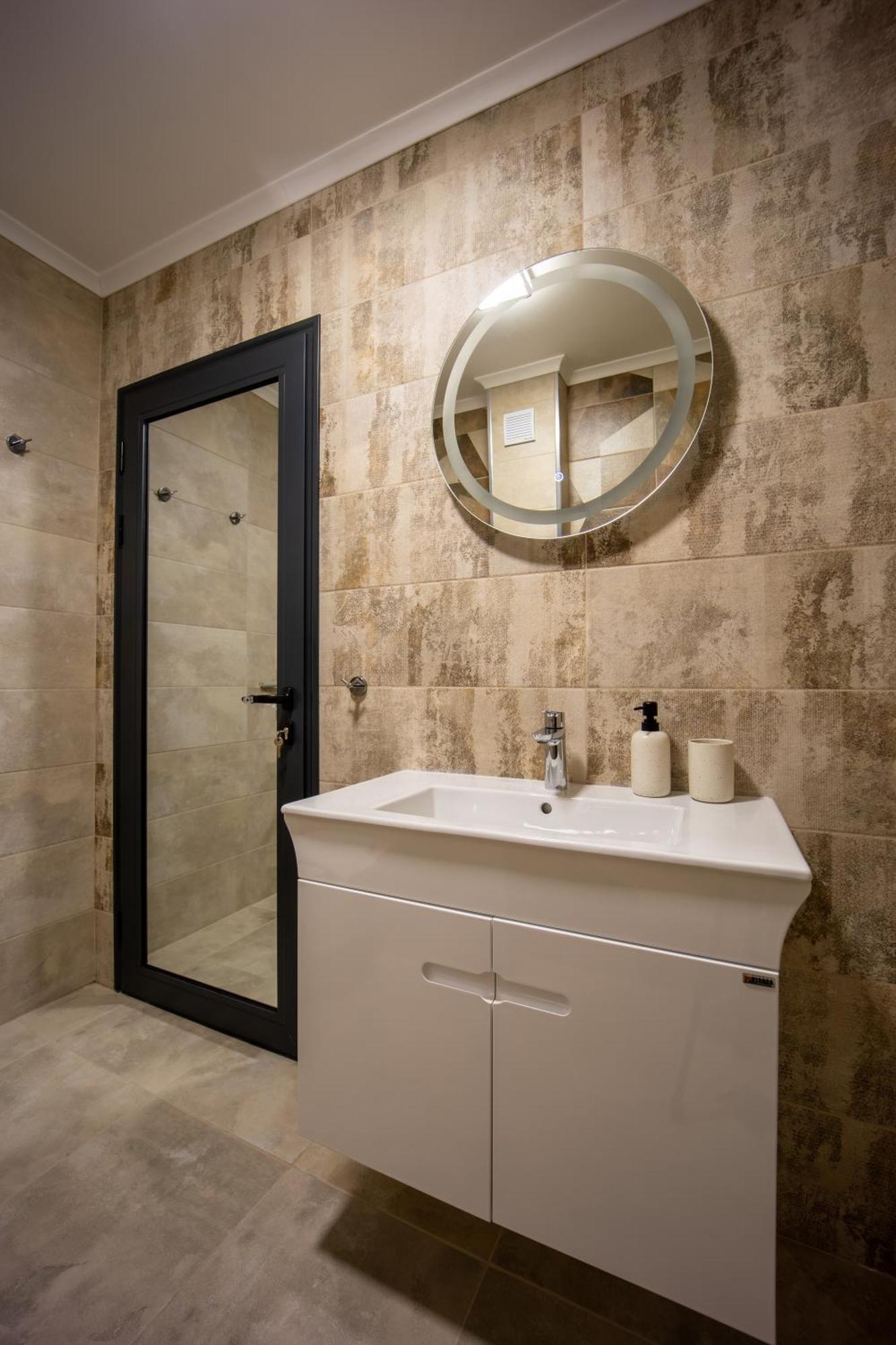 City Center Apartments Kardzsali Kültér fotó